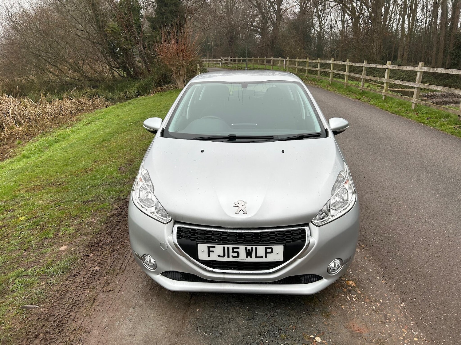 Used Peugeot 208 2015 for sale - 77175510: Photo 14