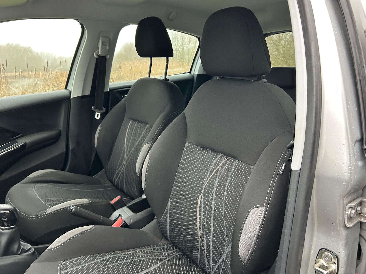 Used Peugeot 208 2015 for sale - 77175510: Photo 16