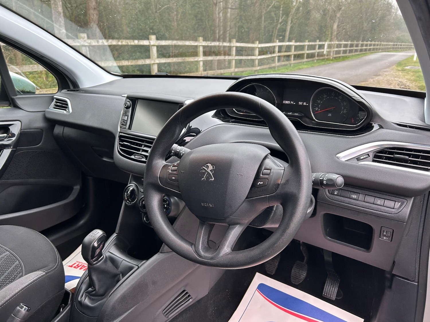 Used Peugeot 208 2015 for sale - 77175510: Photo 24