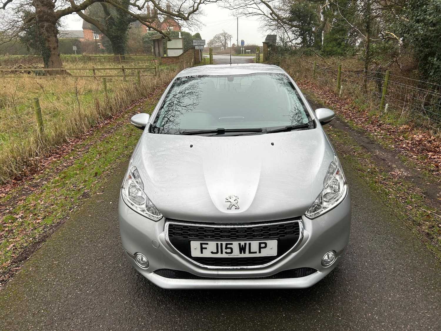 Used Peugeot 208 2015 for sale - 77175510: Photo 4