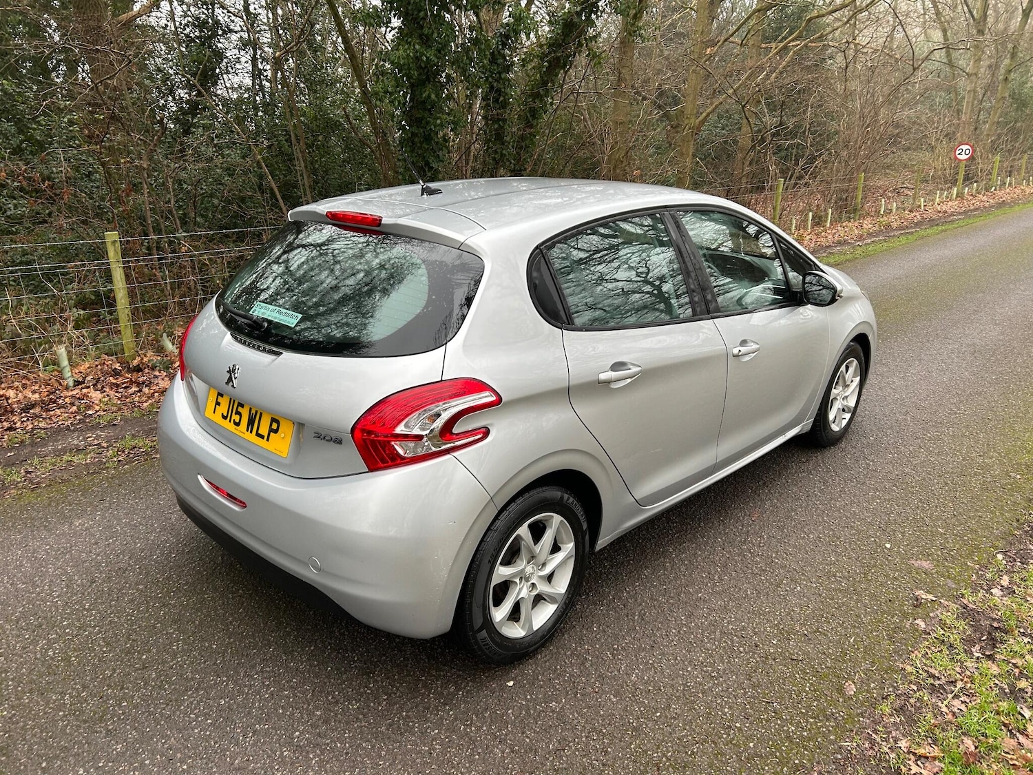 Used Peugeot 208 2015 for sale - 77175510: Photo 8