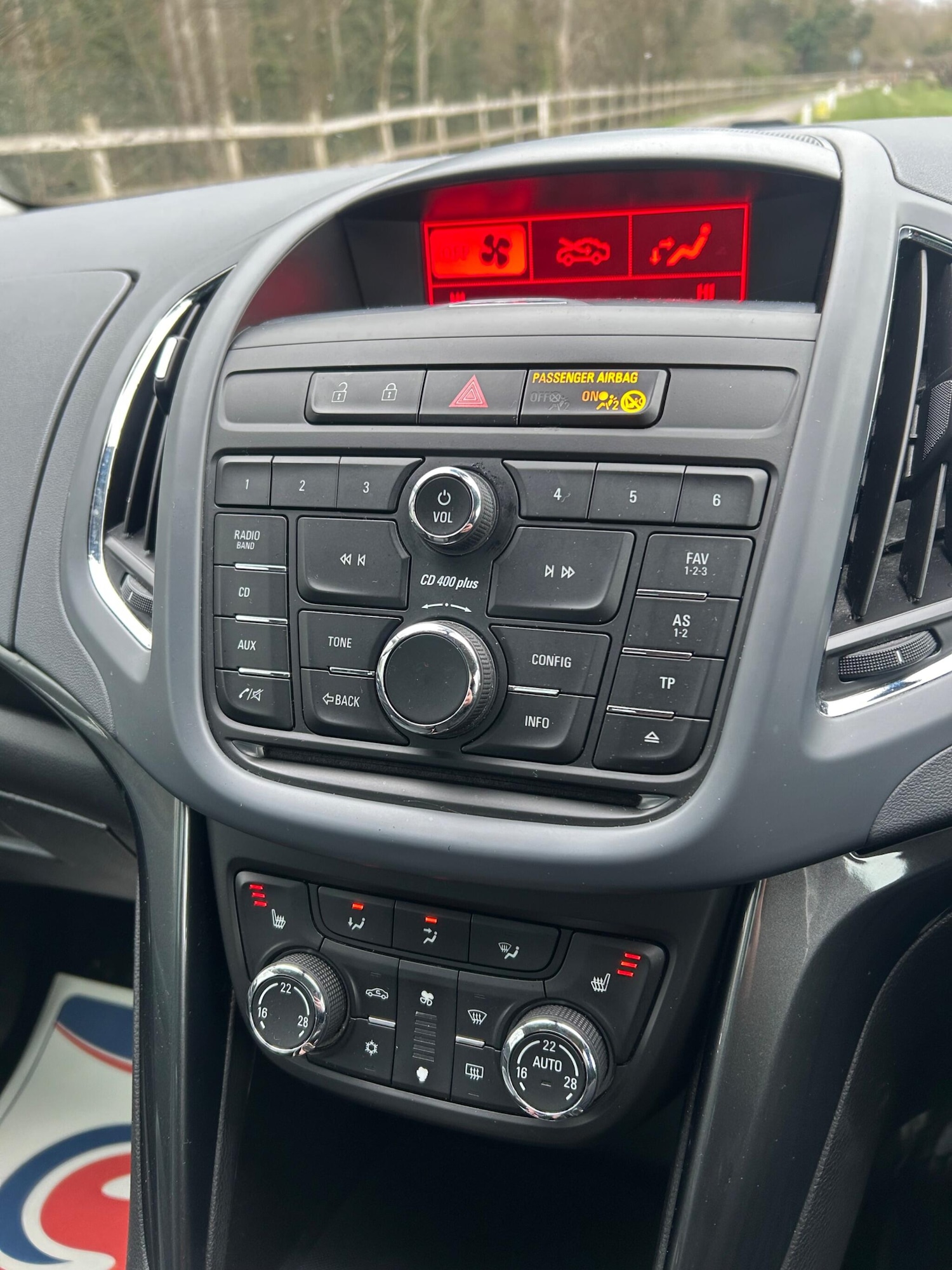 Used Vauxhall Zafira 2013 for sale - 77784805: Photo 38