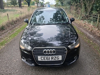 Used Audi A1 2011 for sale - 76136937: Photo