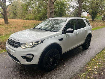 Used Land Rover Discovery Sport 2015 for sale - 76597483: Photo