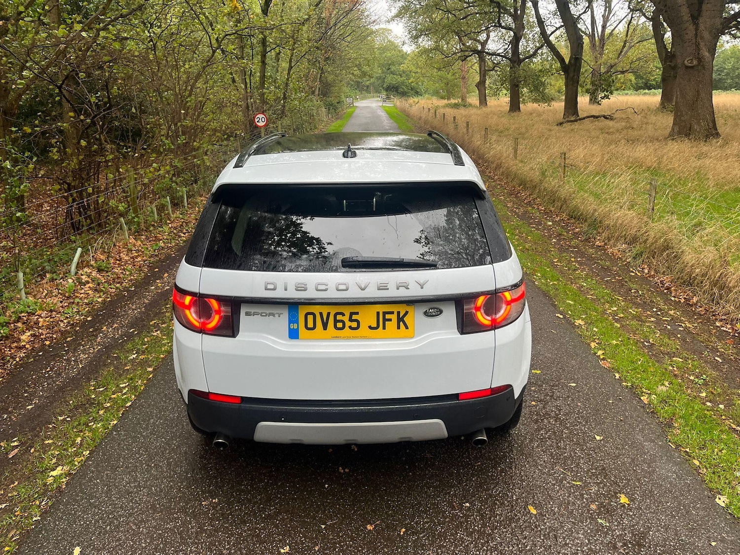 Used Land Rover Discovery Sport 2015 for sale - 76597483: Photo 4