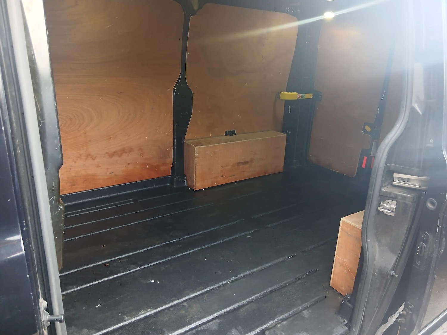 Used Ford Transit Custom 2015 for sale - 77395788: Photo 12