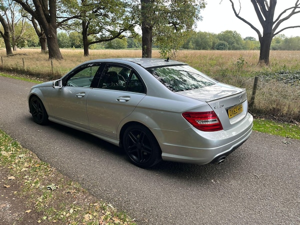 Used Mercedes-Benz C-Class 2013 for sale - 76188712: Photo 10