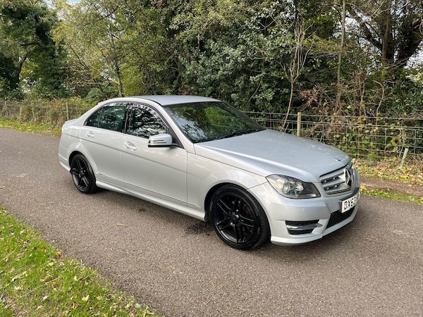 Used Mercedes-Benz C-Class 2013 for sale - 76188712: Photo 3