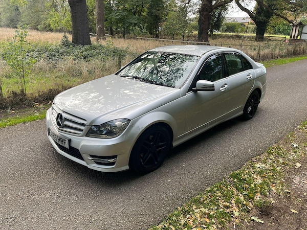 Used Mercedes-Benz C-Class 2013 for sale - 76188712: Photo 5