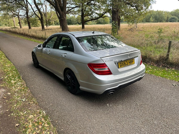Used Mercedes-Benz C-Class 2013 for sale - 76188712: Photo 8