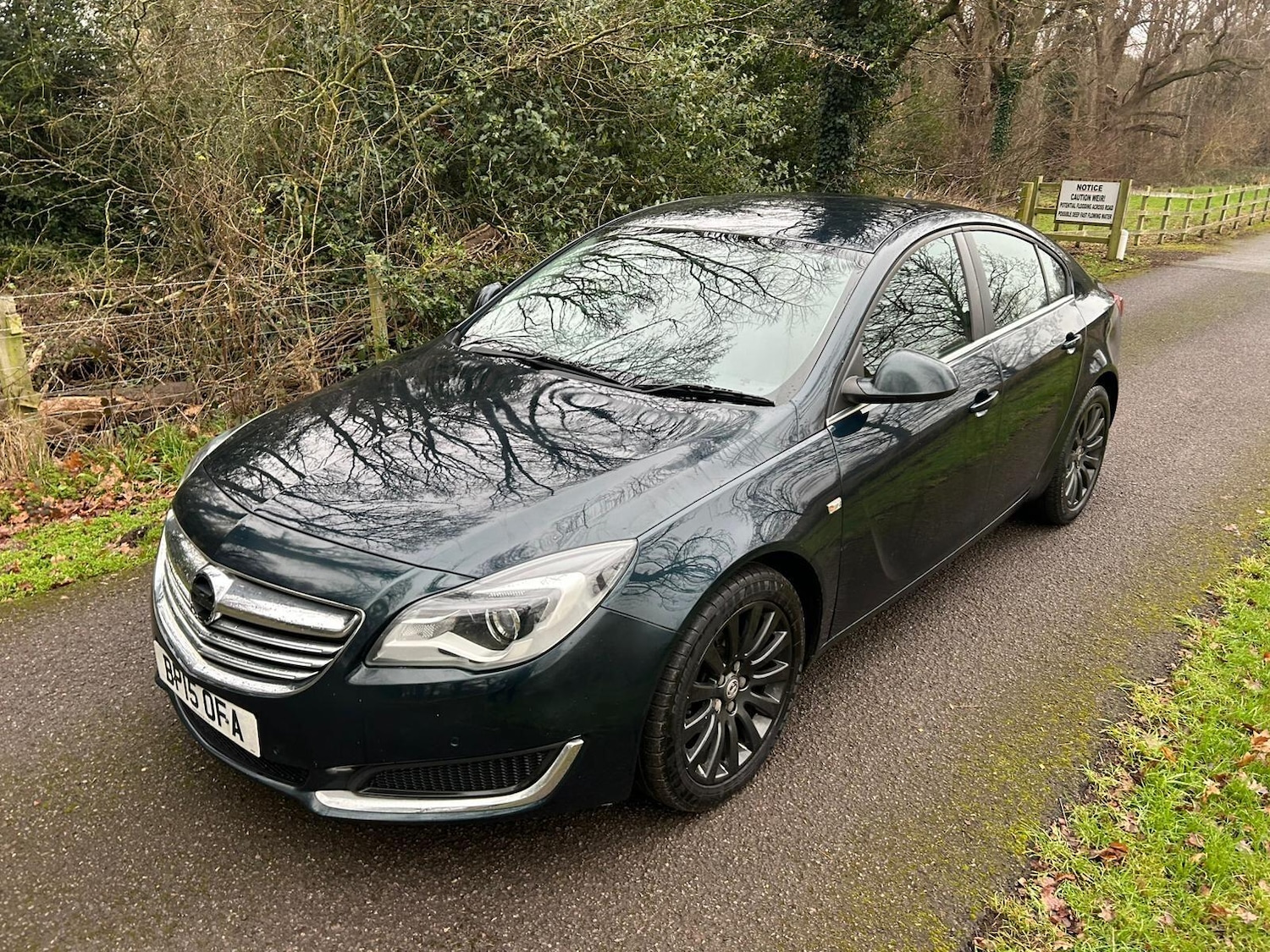 Used Vauxhall Insignia 2015 for sale - 77144377: Photo 1