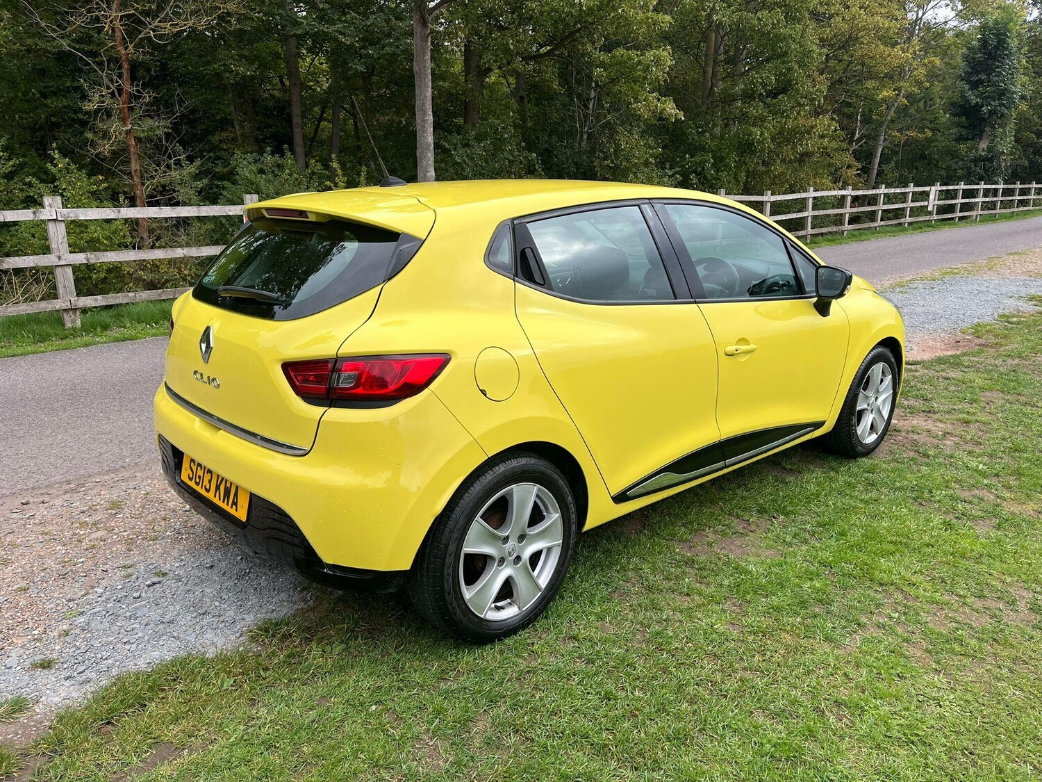 Used Renault Clio 2013 for sale - 75002881: Photo 17