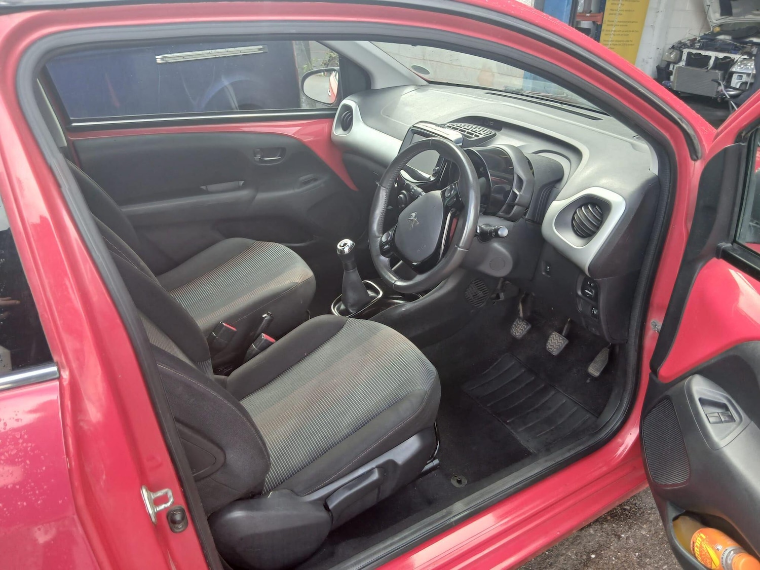 Used Peugeot 108 2014 for sale - 76988154: Photo 14