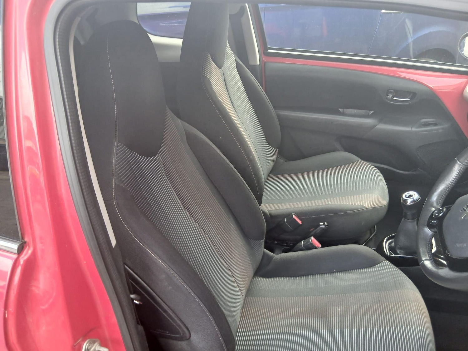 Used Peugeot 108 2014 for sale - 76988154: Photo 15