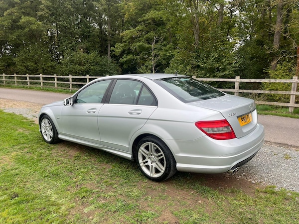 Used Mercedes-Benz C Class 2011 for sale - 76294785: Photo 8