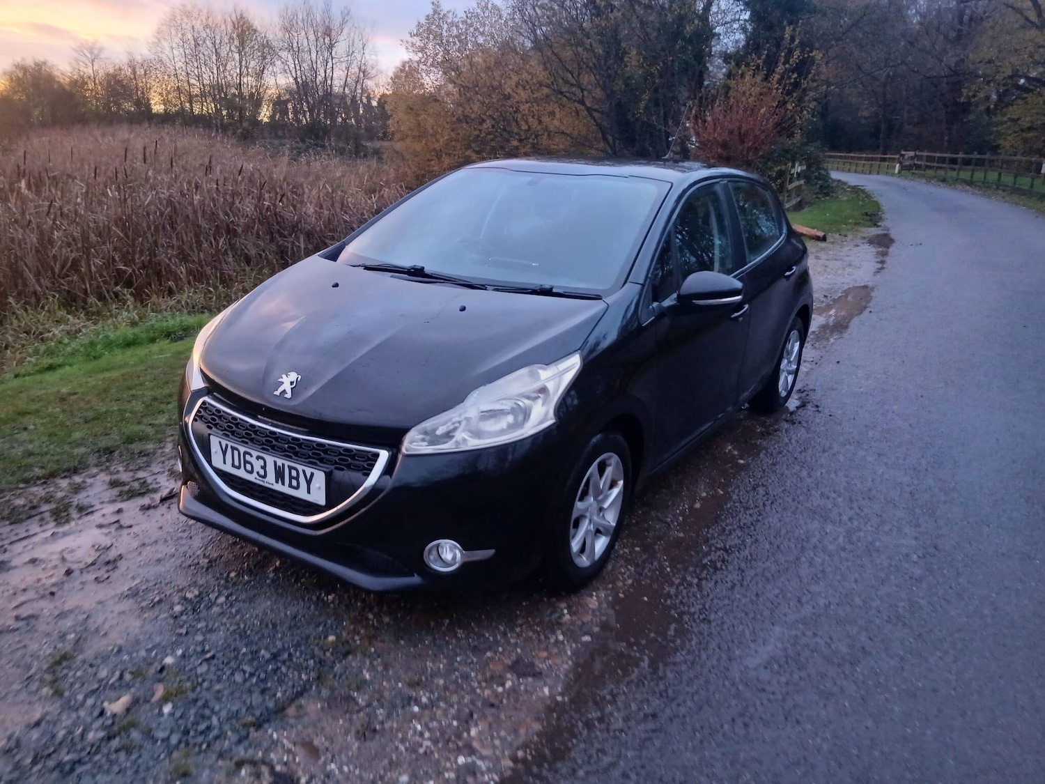 Used Peugeot 208 2013 for sale - 76824854: Photo 1