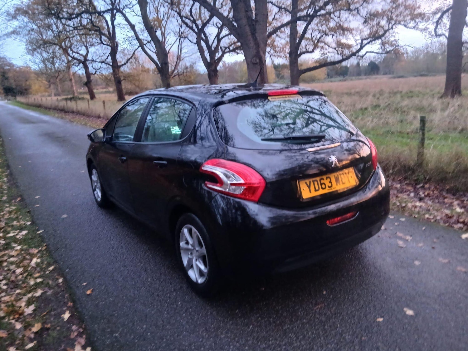 Used Peugeot 208 2013 for sale - 76824854: Photo 6