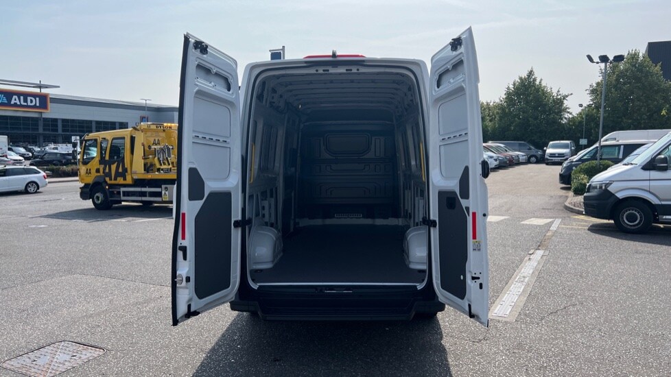 Used Volkswagen Crafter 2025 for sale - 76350838: Photo 10