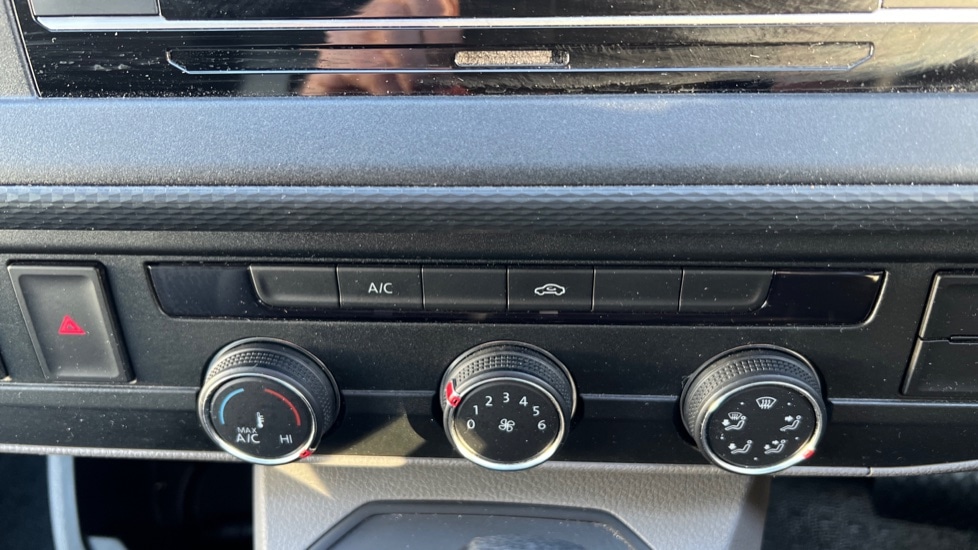 Used Volkswagen Transporter 2022 for sale - 76872254: Photo 13