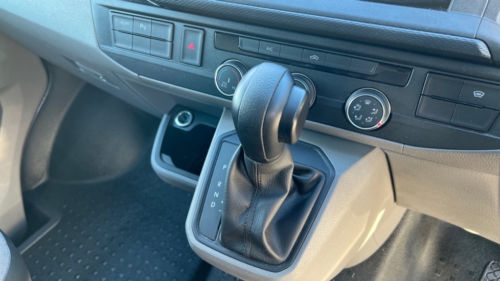 Used Volkswagen Transporter 2022 for sale - 76872254: Photo 14