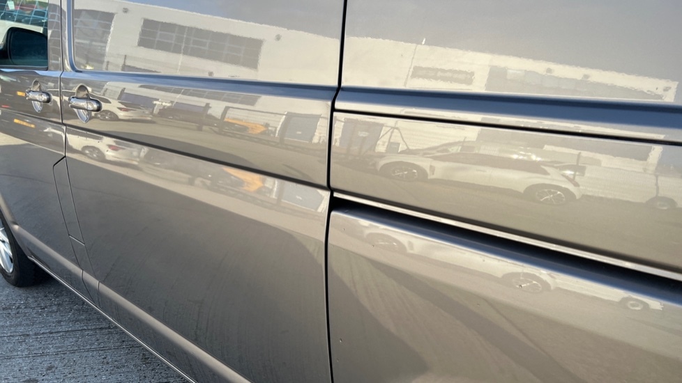 Used Volkswagen Transporter 2022 for sale - 76872254: Photo 38