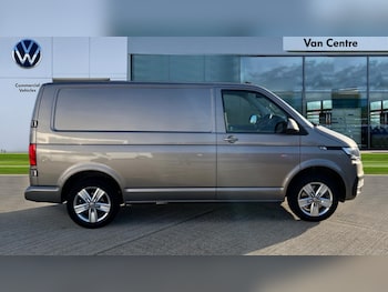 Used Volkswagen Transporter 2022 for sale - 76872254: Photo