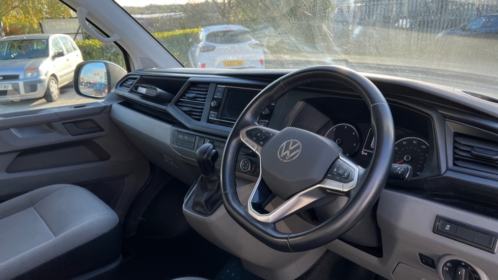 Used Volkswagen Transporter 2022 for sale - 76872254: Photo 6