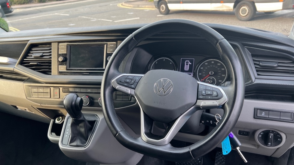 Used Volkswagen Transporter 2024 for sale - 76086711: Photo 11