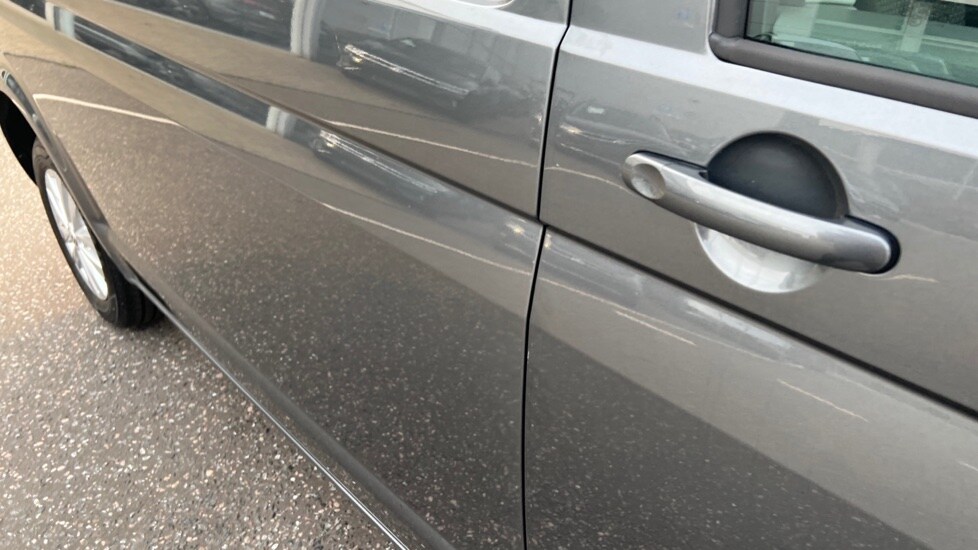 Used Volkswagen Transporter 2024 for sale - 76086711: Photo 49