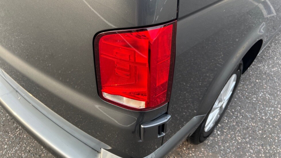 Used Volkswagen Transporter 2024 for sale - 76086711: Photo 50
