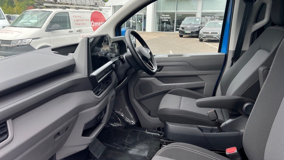 Used Volkswagen Transporter 2025 for sale - 76350737: Photo 2
