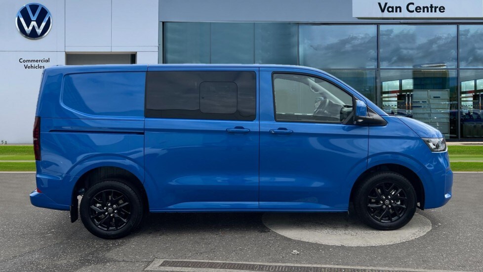 Used Volkswagen Transporter 2025 for sale - 76350737: Photo 4