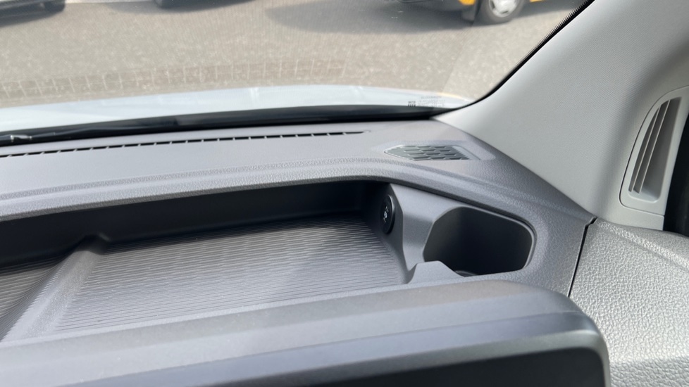 Used Volkswagen Transporter 2025 for sale - 76868537: Photo 26