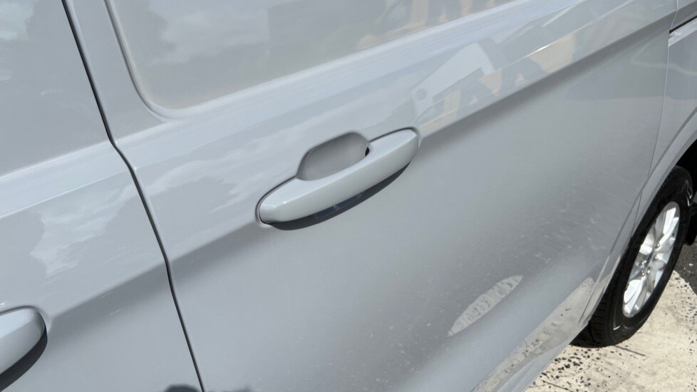 Used Volkswagen Transporter 2025 for sale - 76868537: Photo 36