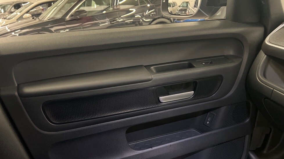 Used Volkswagen ID.Buzz 2025 for sale - 76568135: Photo 21