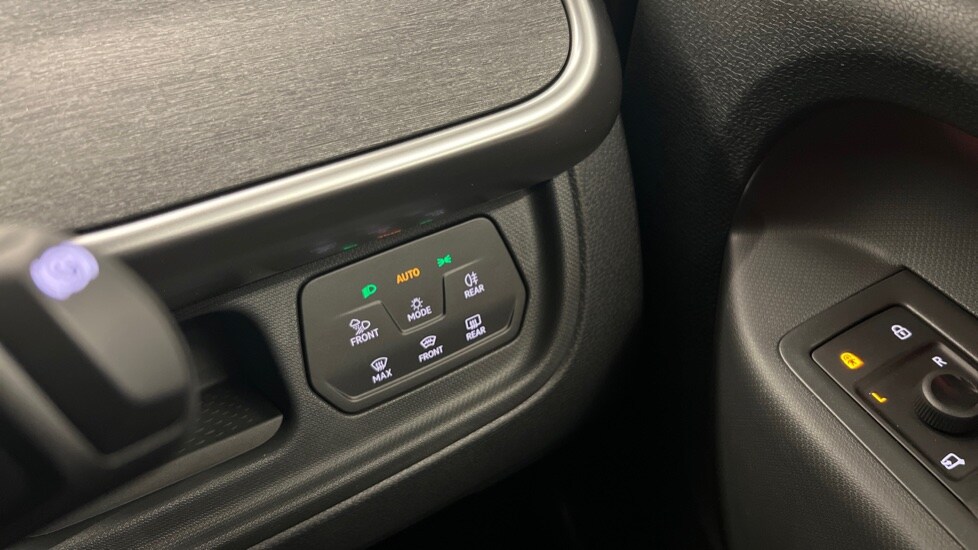 Used Volkswagen ID.Buzz 2025 for sale - 76568135: Photo 29