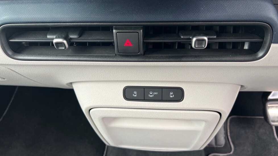Used Volkswagen ID.Buzz 2024 for sale - 76265535: Photo 13