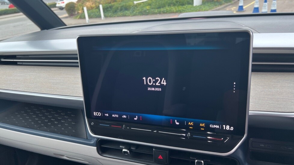 Used Volkswagen ID.Buzz 2024 for sale - 76265535: Photo 16