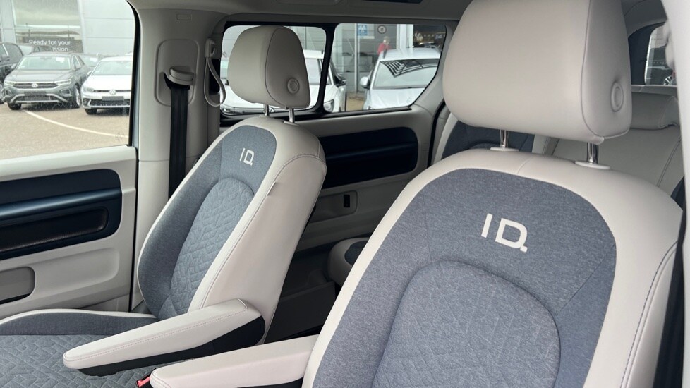 Used Volkswagen ID.Buzz 2024 for sale - 76265535: Photo 17