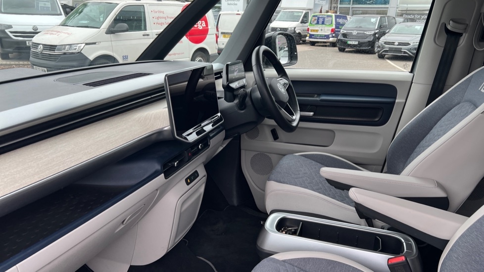 Used Volkswagen ID.Buzz 2024 for sale - 76265535: Photo 2