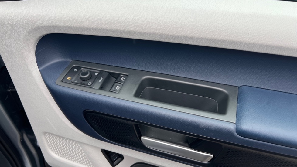 Used Volkswagen ID.Buzz 2024 for sale - 76265535: Photo 23