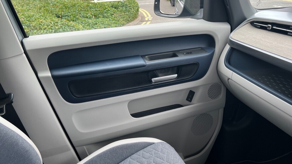 Used Volkswagen ID.Buzz 2024 for sale - 76265535: Photo 35