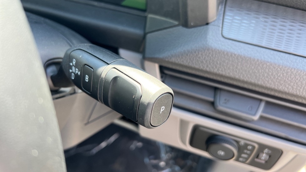 Used Volkswagen Transporter 2025 for sale - 76868366: Photo 14