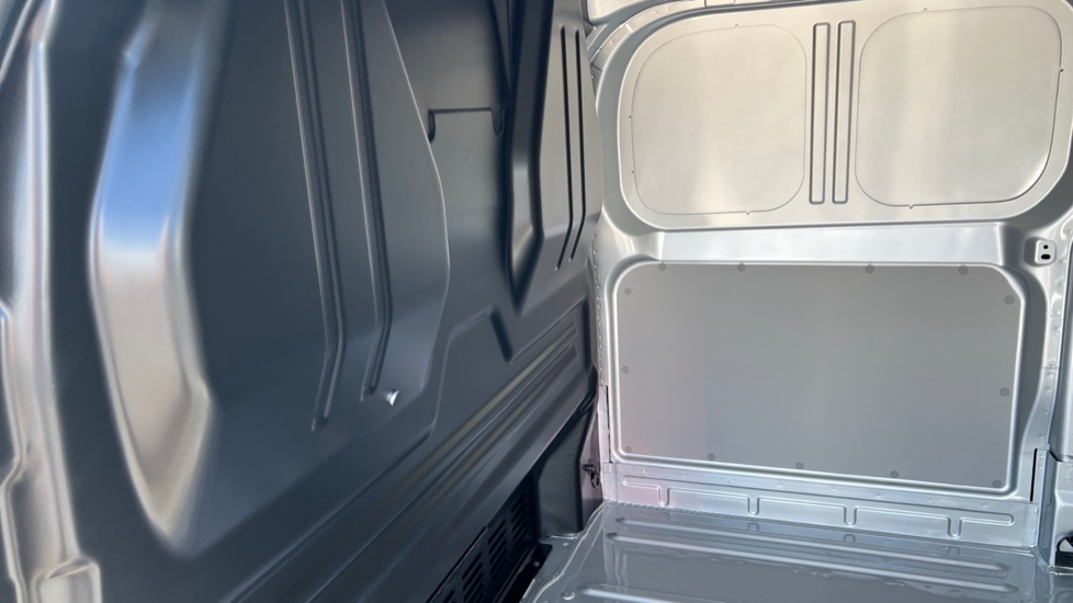 Used Volkswagen Transporter 2025 for sale - 76868366: Photo 22