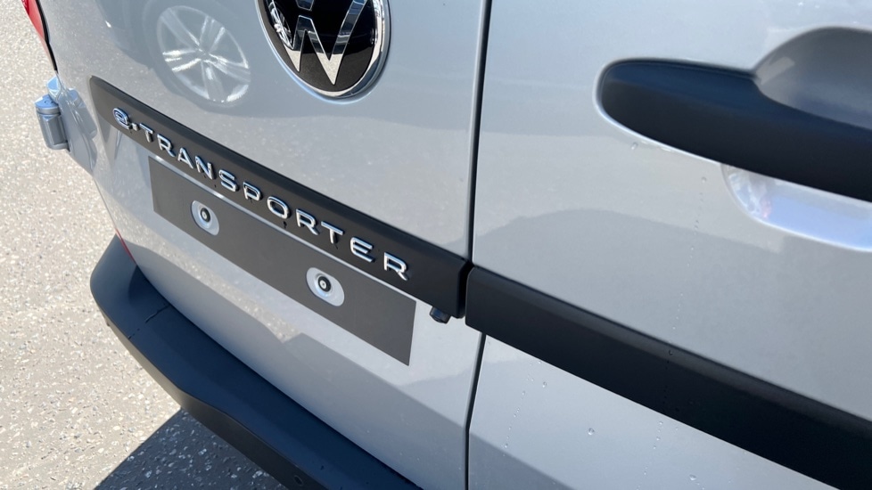 Used Volkswagen Transporter 2025 for sale - 76868366: Photo 38