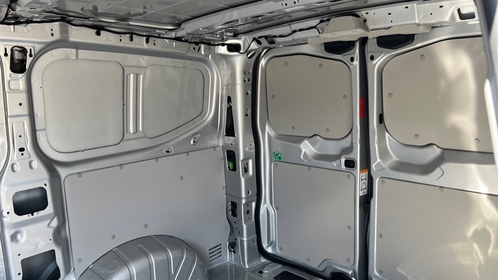 Used Volkswagen Transporter 2025 for sale - 76868366: Photo 9