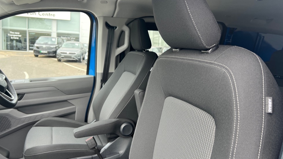 Used Volkswagen Transporter 2025 for sale - 76871740: Photo 17