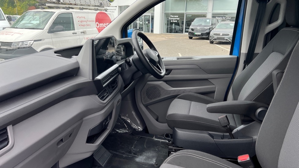 Used Volkswagen Transporter 2025 for sale - 76871740: Photo 2