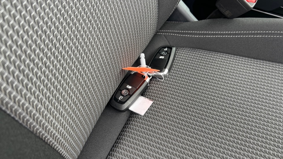 Used Volkswagen Transporter 2025 for sale - 76871740: Photo 21