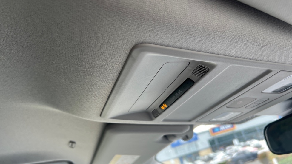 Used Volkswagen Transporter 2025 for sale - 76871740: Photo 29